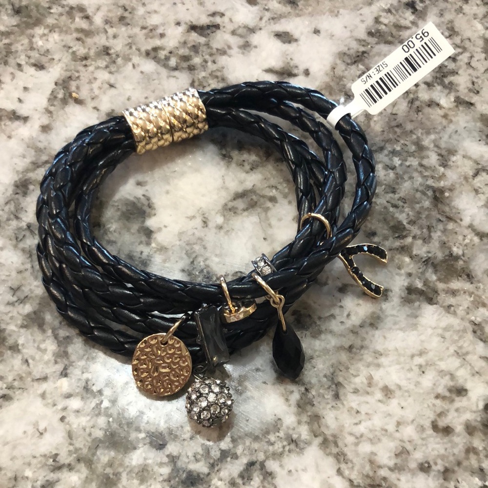 Faux leather magnetic bracket